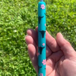 Cow Head & Pink Daisies Floral Turquoise Glitter Pen